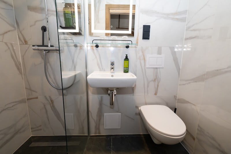 Hotel Akureyri - Hotel Akureyri Hafnarstræti 67, 600 Akureyri, Iceland