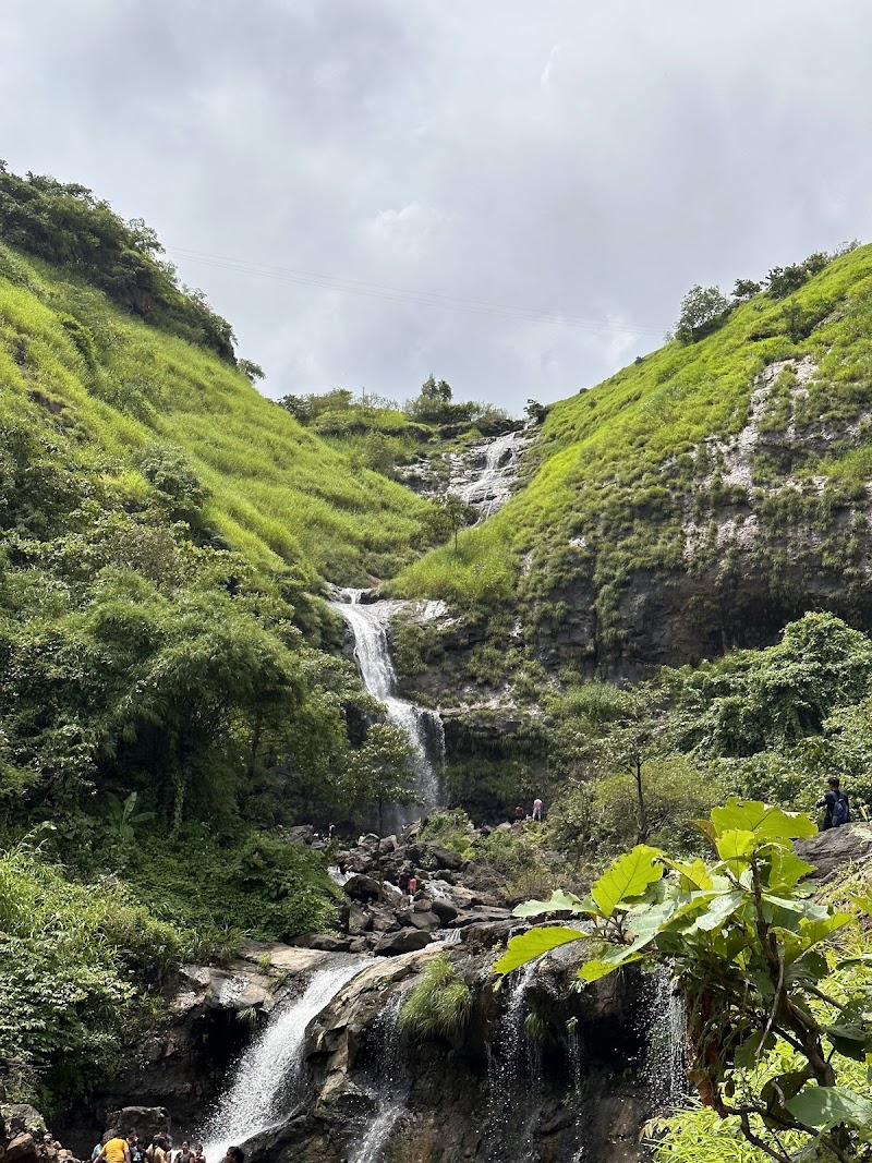 Ashoka waterfall - Ashoka waterfall PF6F+JV8, Vihigaon, Maharashtra 421602, India