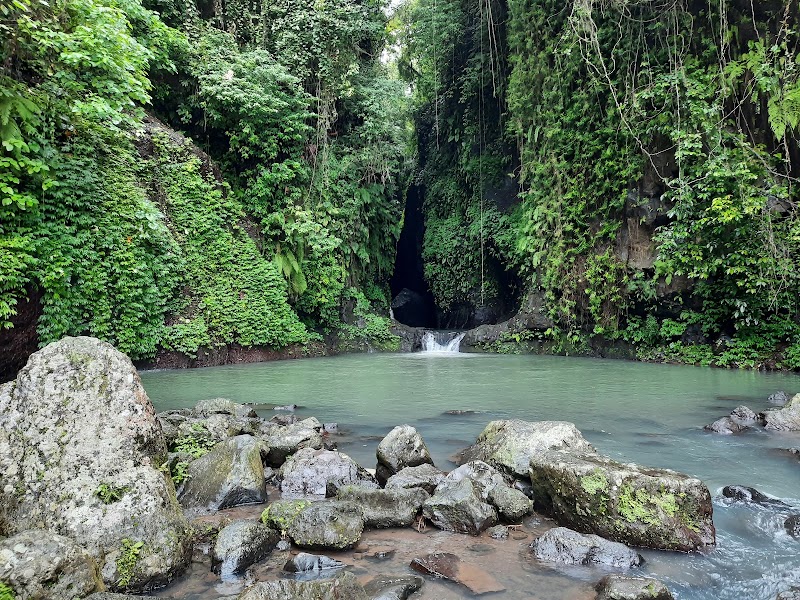 Aling-Aling Waterfall - Aling-Aling Waterfall, Sambangan, Sukasada, Buleleng Regency, Bali 81161, Indonesia