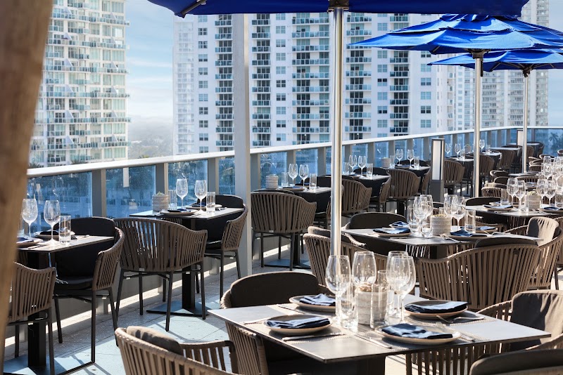 Kimpton EPIC Hotel - Kimpton EPIC Hotel 270 Biscayne Blvd Way, Miami, FL 33131, USA