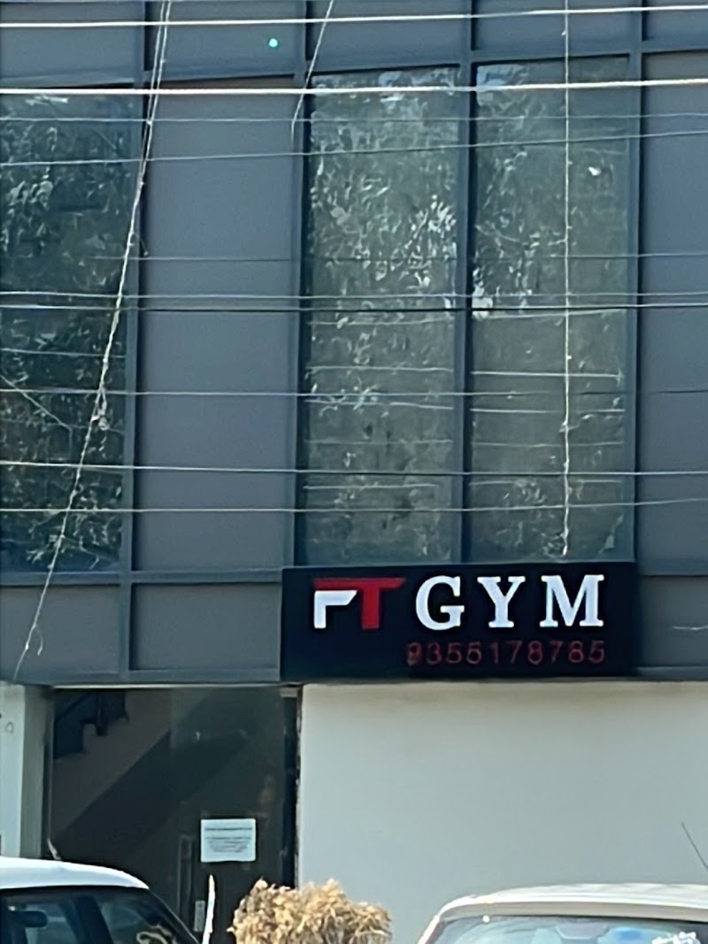 FT GYM - FT GYM 3rd Floor, F-56, above XO Salon, Block G, Sushant Lok 2, Sector 57, Gurugram, Haryana 122001, India