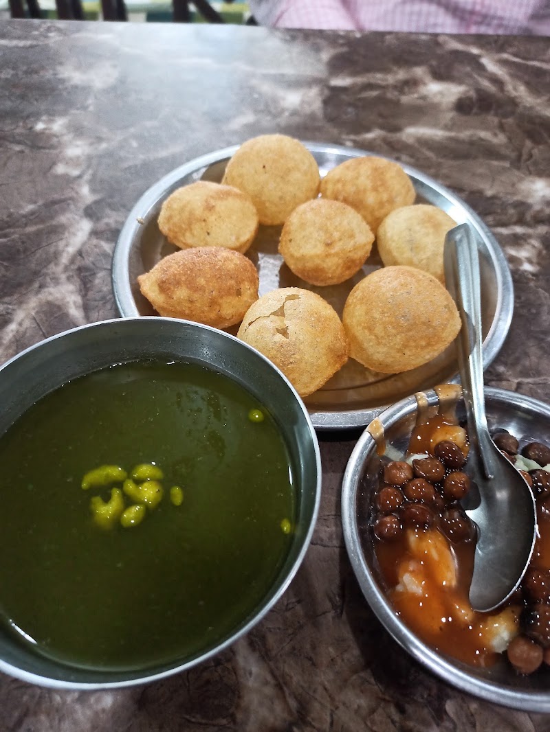New Brijwasi Chat - New Brijwasi Chat, Market Entry Rd, Gumtala Sub Urban, C Block, Ranjit Avenue, Amritsar, Punjab 143001, India
