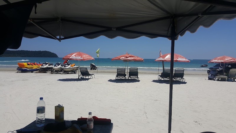 XOXO Watersports - XOXO Watersports, Kiosk No 10, Pantai Cenang Berdekatan Sandy Beach Resort, 07000 Langkawi, Kedah, Malaysia