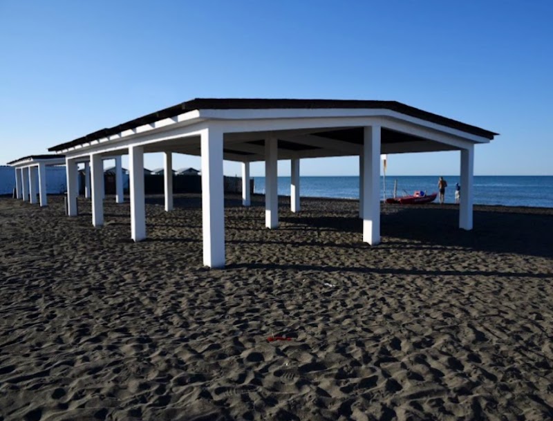 Patrizia’s Beach - Patrizia’s Beach, Lungomare Amerigo Vespucci, 10, 00122 Roma RM, Italy