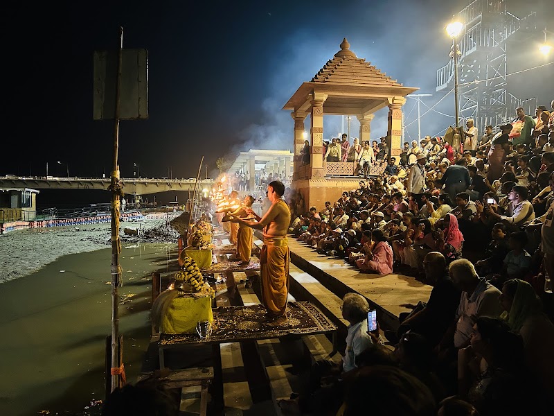Saryu Nithya Maha Aarti Sthal - Anjaneya Seva Sansthan - Saryu Nithya Maha Aarti Sthal - Anjaneya Seva Sansthan R663+7VV, Bahraich - Gonda - Faizabad Marg, Ram Katha Park, Ayodhya, Uttar Pradesh 224123, India