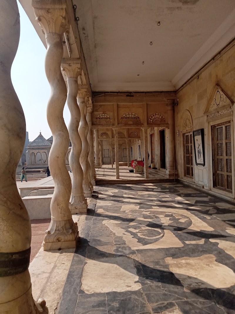 Shahji Temple, Vrindavan - Shahji Temple, Vrindavan, Gotam Nagar, Vrindavan, Uttar Pradesh 281121, India
