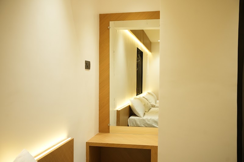 Hotel Nature’s Nest - Hotel Nature’s Nest behind 500 rooms, near overhead watertank, Shirdi, Maharashtra 423109, India