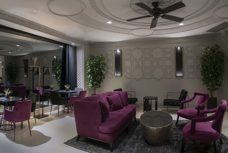 Taksim Square Hotel - Taksim Square Hotel Gümüşsuyu, Sıraselviler Cd. No:7 Taksim, 34437 Beyoğlu/İstanbul, Türkiye
