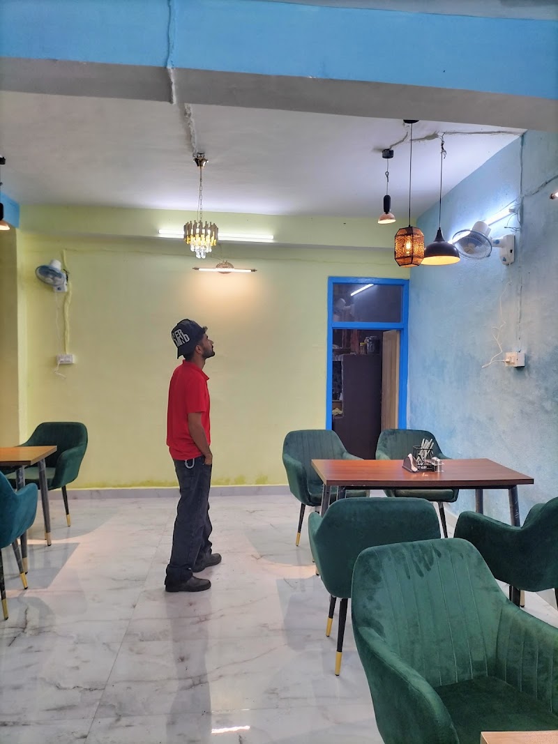 Boom shiva cafe jibhi - Boom shiva cafe jibhi H9W2+CR5, Jibhi, Bini, Himachal Pradesh 175123, India