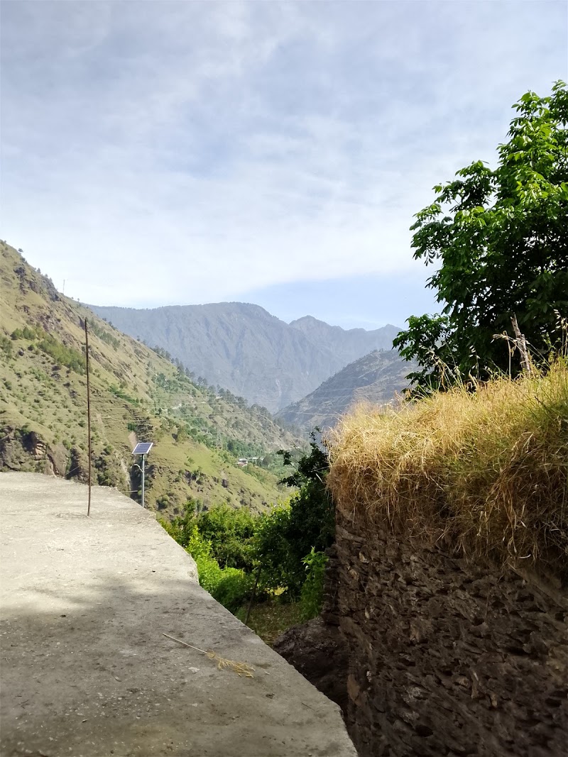 Kot - Kot, W55H+QF2, Bhuntar, Himachal Pradesh 175125, India
