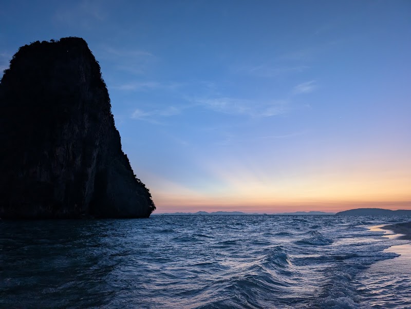 Ko Rang Beach - Ko Rang Beach 2R4P+3G, Ao Nang, Mueang Krabi District, Krabi 81000, Thailand