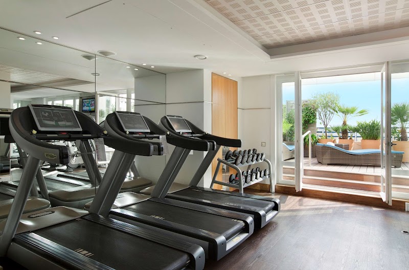 Hôtel Martinez - The Unbound Collection by Hyatt - Hôtel Martinez - The Unbound Collection by Hyatt 73 Bd de la Croisette, 06400 Cannes, France