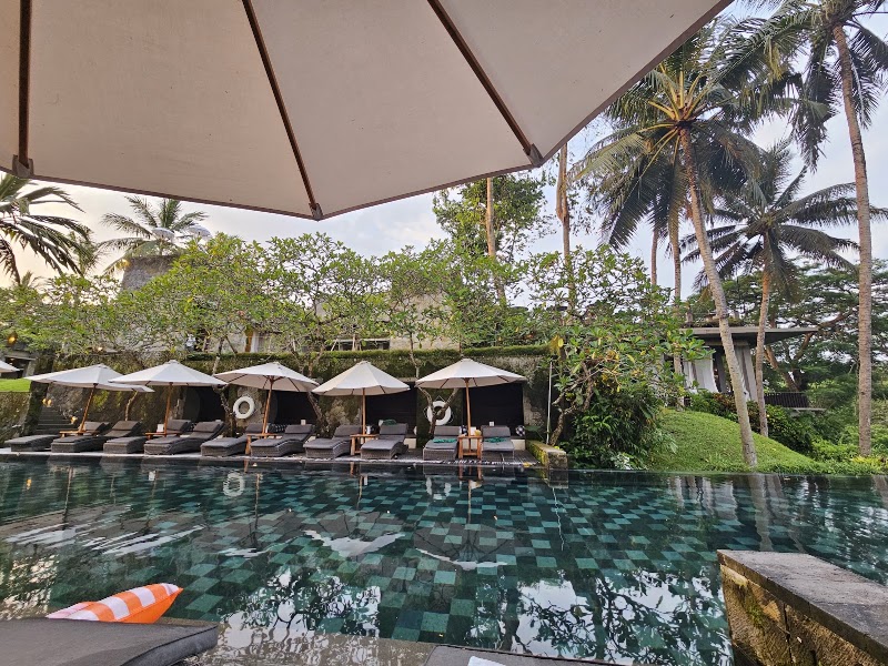 Infinity forest pool - Infinity forest pool, F7PH+3CW, Peliatan, Ubud, Gianyar Regency, Bali 80552, Indonesia