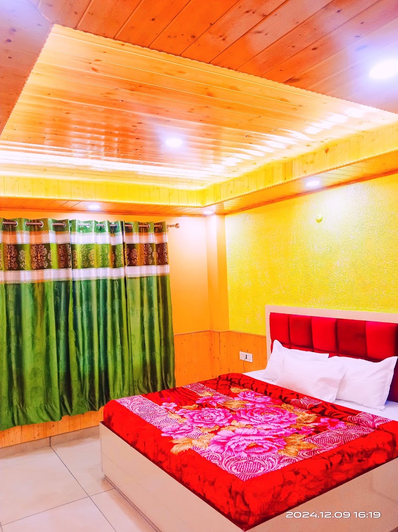 Sunrise home stay kufri