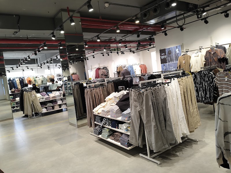 Zudio - JMD Suberio, Gurugram - Zudio - JMD Suberio, Gurugram JMD Suberio - Sohna Road, Airia Gdn, opp. Reach, Mall, Gurugram, Haryana 122101, India
