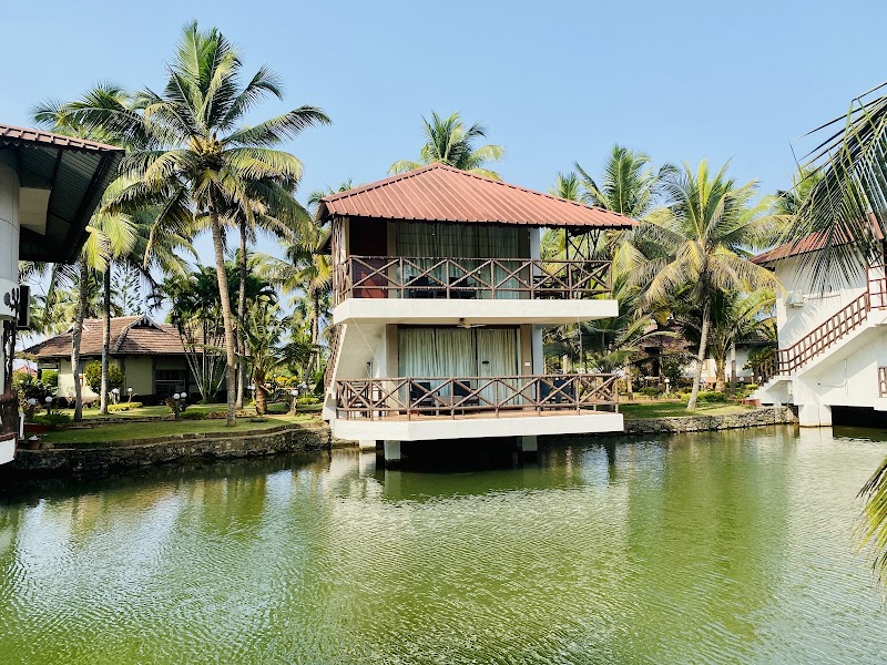 Kalathil Lake Resort - Kalathil Lake Resort Near Indo American Hospital, Chemmanakary, Akkarappadam (Post), Vaikom, Kottayam, Kerala South India, Pin, Maravanthuruthu, Kerala 686143, India