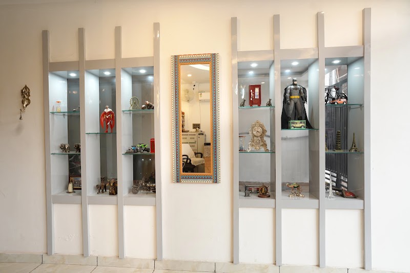Hotel Silver Inn by PENTAURA - Hotel Silver Inn by PENTAURA Yoga Street, Badrinath Marg, Tapovan, Rishikesh, Uttarakhand 249192, India