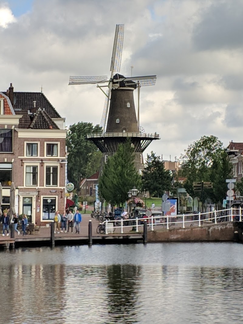 Molen De Valk - Molen De Valk, Molenwerf 1, 2312 CH Leiden, Netherlands