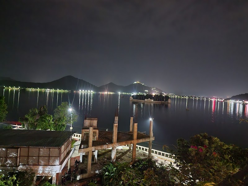Hotel Inder Prakash - Hotel Inder Prakash Plot No 281, Rani Rd, Fateh Sagar Lake, Udaipur, Rajasthan 313004, India