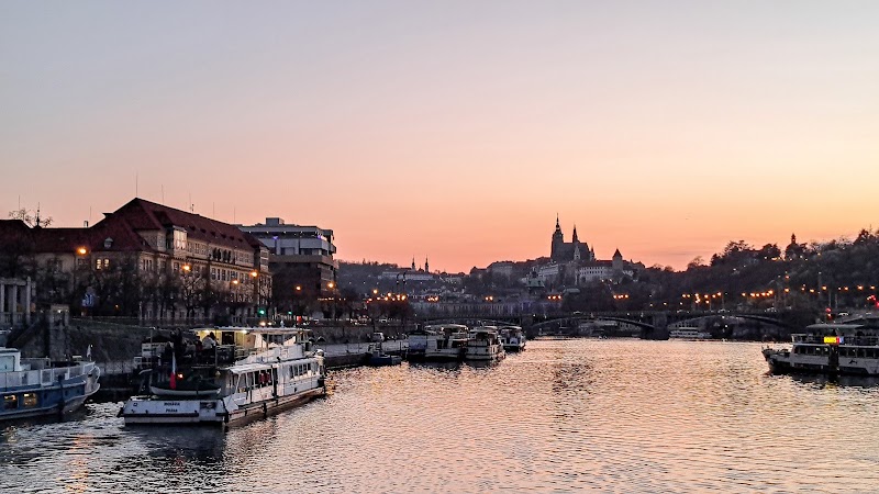 Prague Boats - Prague Boats, Dvořákovo nábř., 110 00 Praha-Staré Město, Czechia