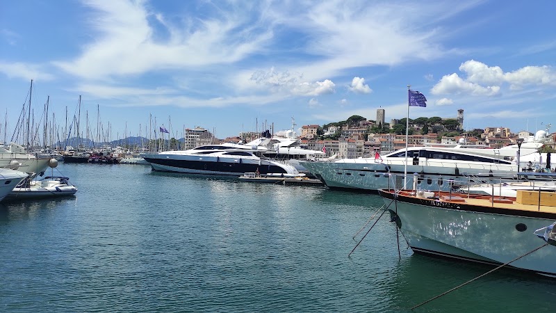 Cannes Center