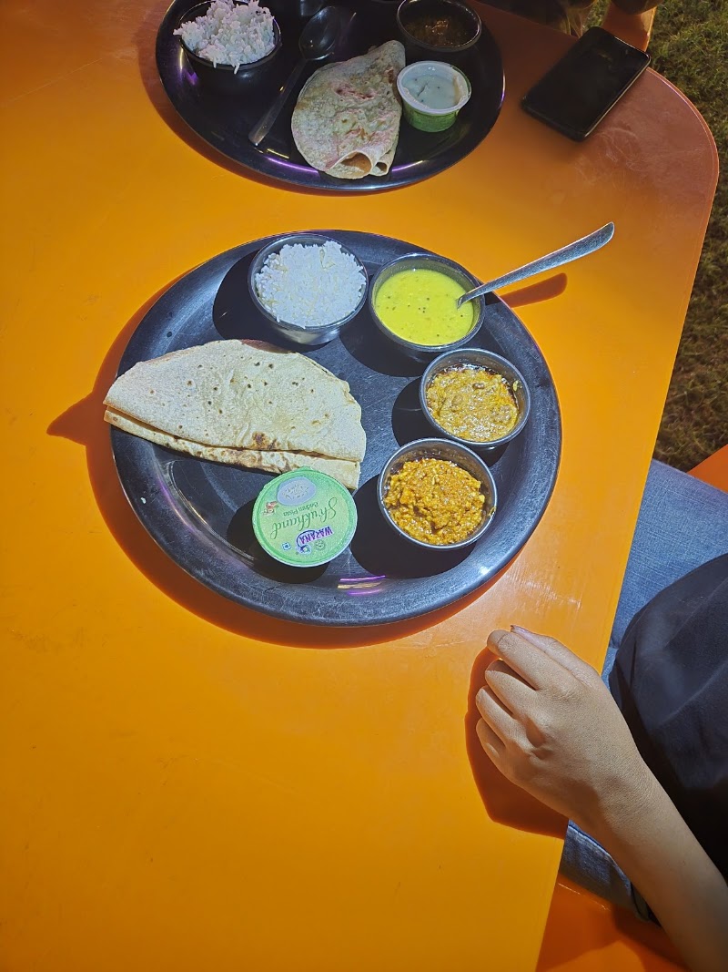 SabVeg Restaurant By Ballena Grande - Hotel & Resort - SabVeg Restaurant By Ballena Grande - Hotel & Resort Bandh, Tarkarli Rd, near New Datta Mandir, Wayari, Malvan, Maharashtra 416606, India