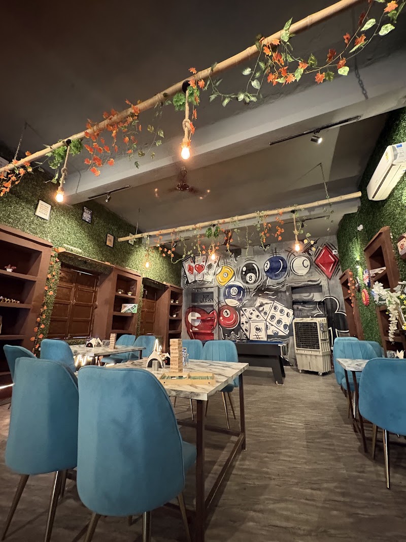 Brew and Buzz - Cafe I Restro I Gaming - Brew and Buzz - Cafe I Restro I Gaming, Goudpali Chowk, near TATA power limited, beside Battleground Blitz, Burla, Odisha 768017, India
