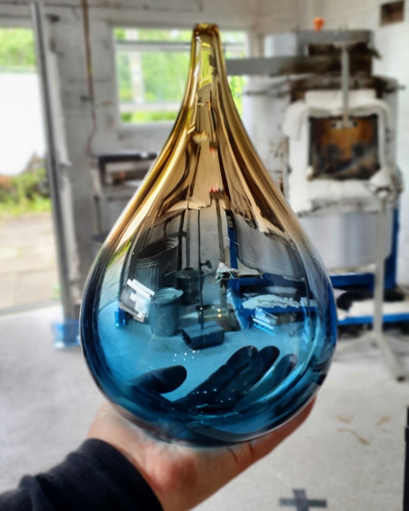 Elin Isaksson Glass - Elin Isaksson Glass, 2 Tannahill Terrace, Dunblane FK15 0AX, UK