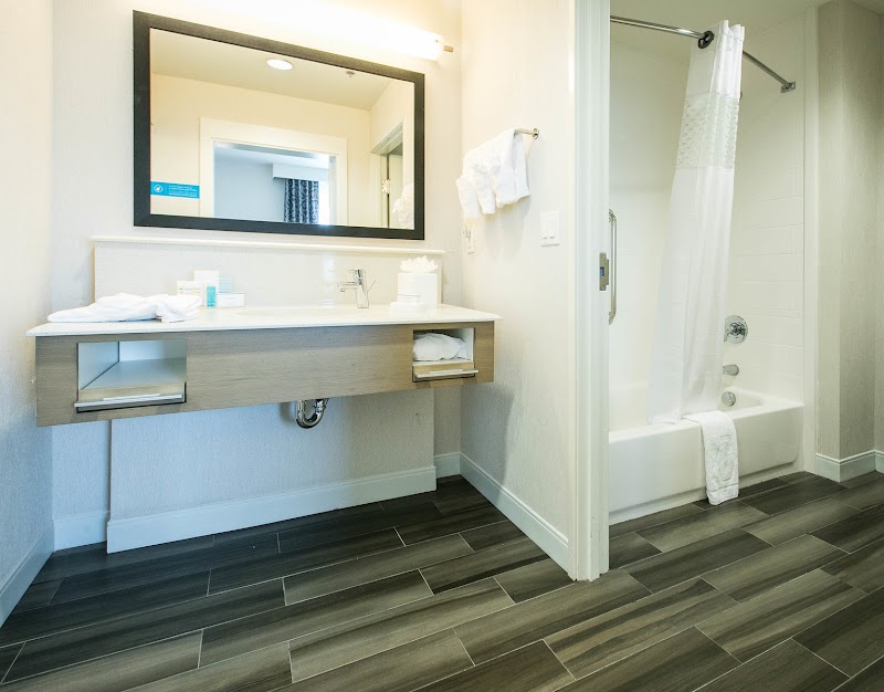 Hampton Inn & Suites Tempe/Phoenix Airport - Hampton Inn & Suites Tempe/Phoenix Airport, 1550 S 52nd St, Tempe, AZ 85281, USA