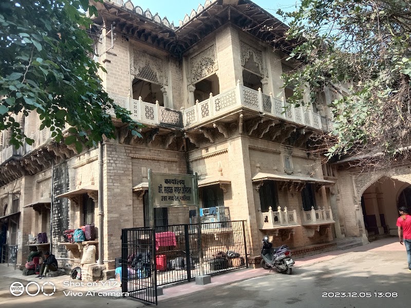 ADEN GWL - ADEN GWL, 658H+WHJ, Tansen Rd, Lashkar, Gwalior, Madhya Pradesh 474002, India