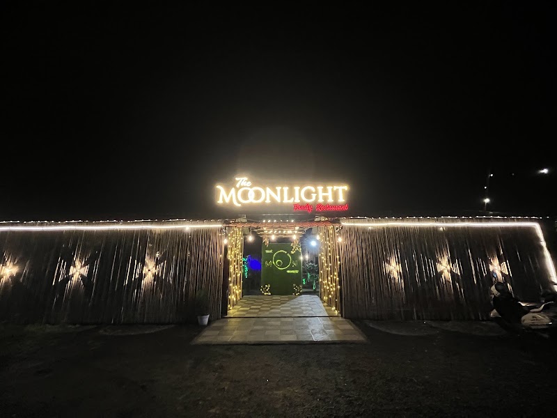THE MOONLIGHT FAMILY RESTAURANT - THE MOONLIGHT FAMILY RESTAURANT, OPP.bharat petrol pump,vihirgaon ,outer ring road,near oriental company Nagpur OPP.bharat petrol pump,vihirgaon, Outer Ring Rd, near Nagpu, Vhirgaon, Maharashtra 441204, India
