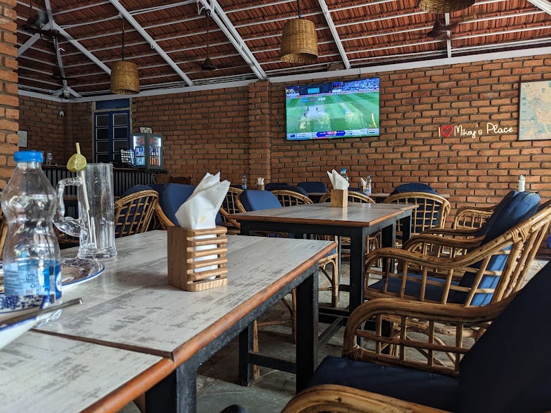 Mikey's Place Bar & Restaurant - Mikey's Place Bar & Restaurant Aguada, Candolim Rd, Souza Vaddo, Candolim, Goa 403515, India