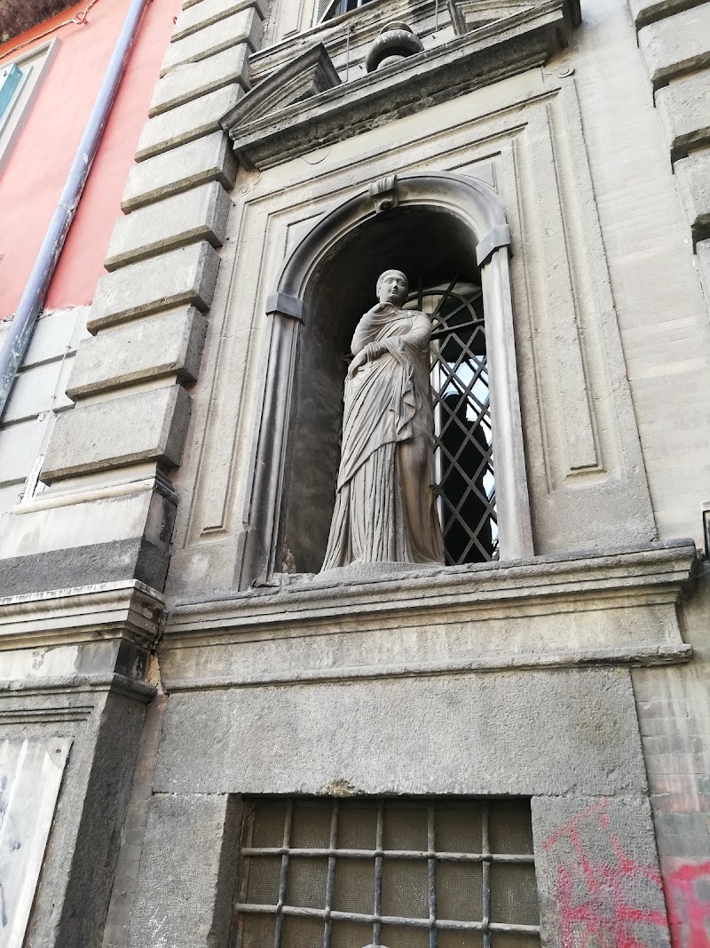 Piazza Bellini - Piazza Bellini, 80138 Napoli NA, Italy