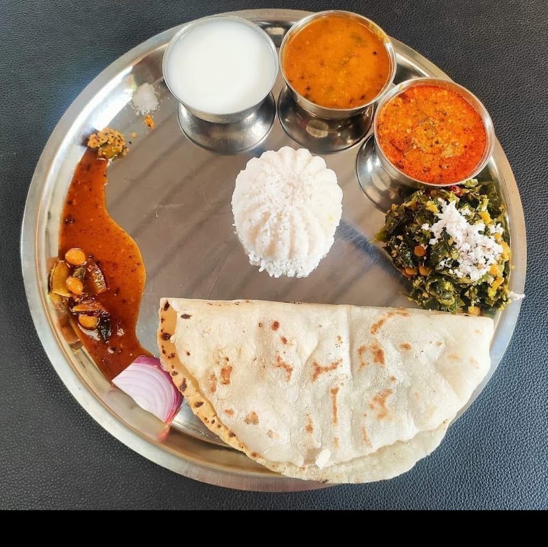 Khadadi katta (खादाडी कट्टा) - Khadadi katta (खादाडी कट्टा) Kelkar boys hostel, L. V, road Joshi palanad, opp. Shivalay apartment, Zadgaon, Ratnagiri, Maharashtra 415612, India