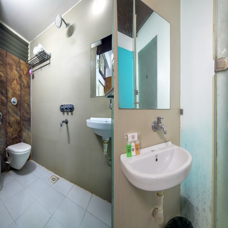 Hotel Satyug Inn - Hotel Satyug Inn, Sai mandir ke samne, 3/1, Chaubis khamba marg, Kot Mohalla, Jaisinghpura, Ujjain, Madhya Pradesh 456010, India