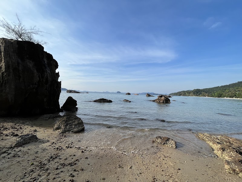 Tubkaek Beach - Tubkaek Beach 6024, Tambon Nong Thale, Amphoe Mueang Krabi, Chang Wat Krabi 81000, Thailand