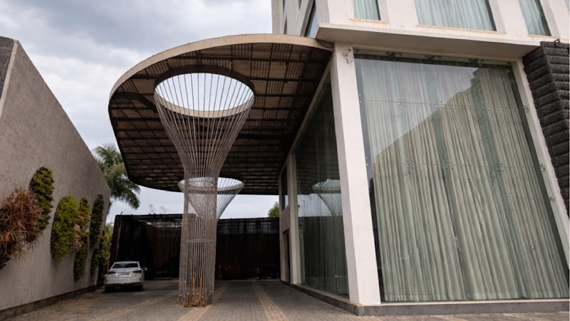 Hotel Red Diamond - Hotel Red Diamond Old Power House, Road, Torwa, Bilaspur, Chhattisgarh 495004, India