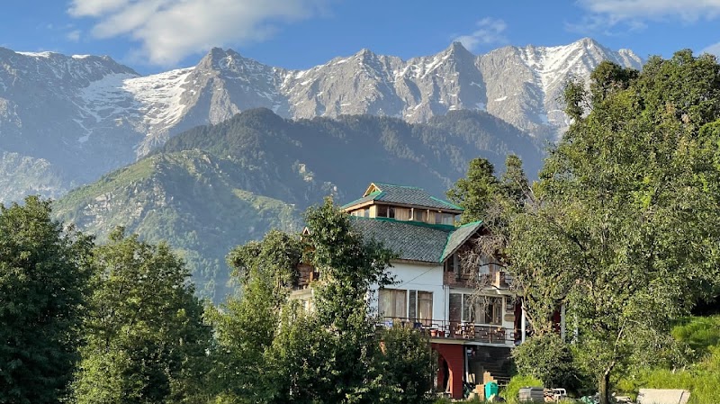 Naddi Castle Homestay - Naddi Castle Homestay Naddi, McLeod Ganj, Dharamshala, Himachal Pradesh 176216, India
