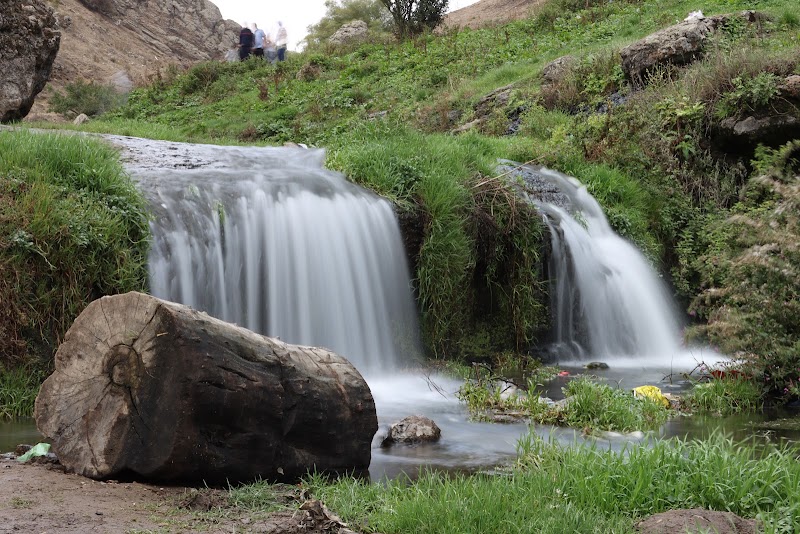 Vila Darre Waterfall - Vila Darre Waterfall, Vila Darre, Ardabil-Arjestan-Sarein Road, 53G4+PWV, Iran