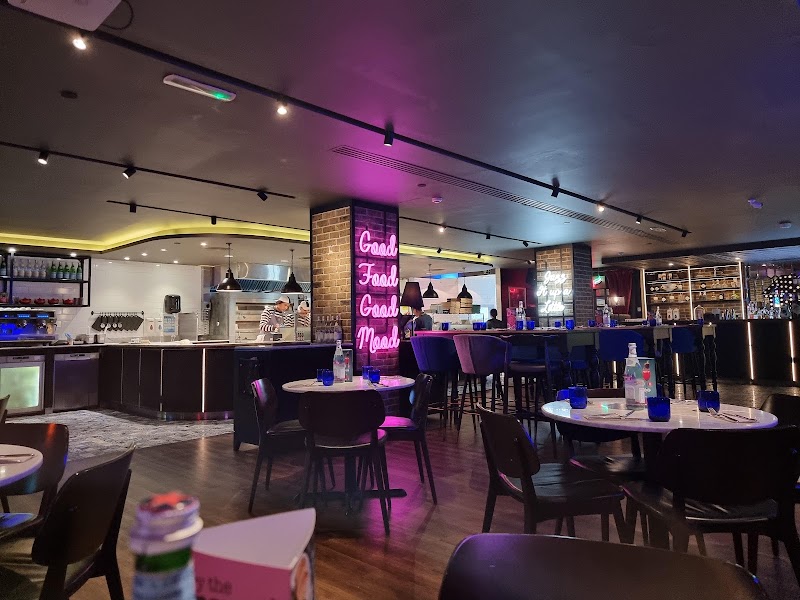 PizzaExpress Live, JLT - PizzaExpress Live, JLT Cluster A - Al Thanyah Fifth - Jumeirah Lakes Towers - Dubai - United Arab Emirates