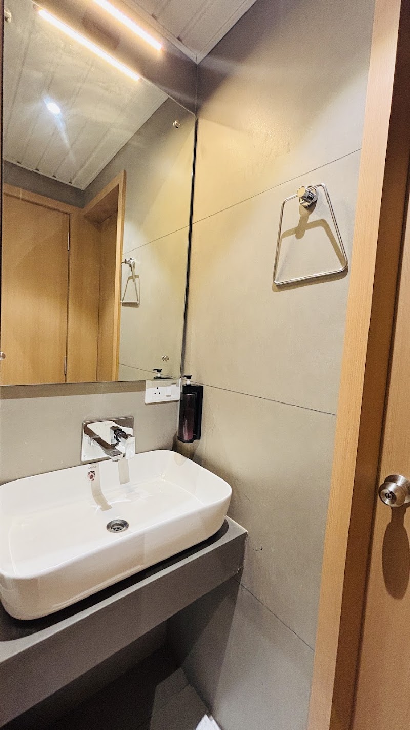 BALAJI HOTEL - BALAJI HOTEL, Somnath Bypass Rd, near Somnath Railway Station, behind Hotel Fern, Somnath, Gujarat 362265, India
