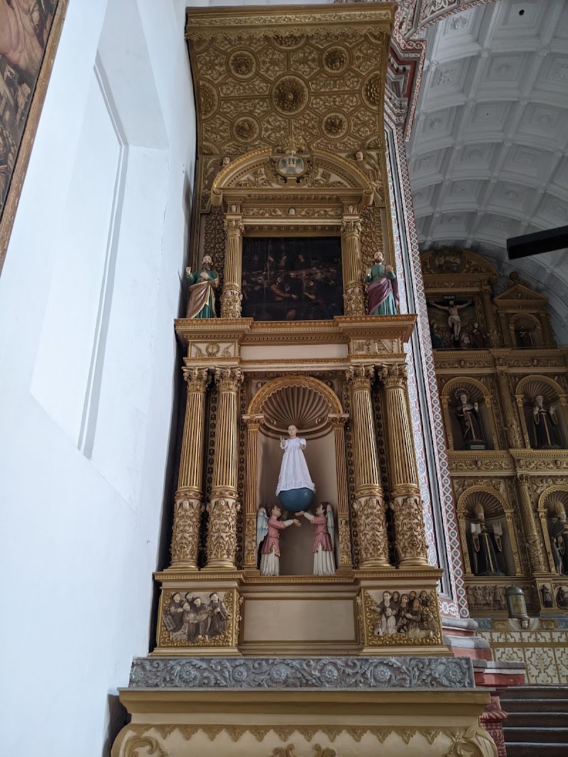 Convent of Santa Monica and The Chapel of The Weeping Cross