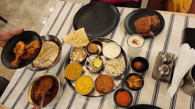 Rajwada Restaurant - Rajwada Restaurant mod, Amer Rd, opp. prem garden, Char Darwaja, Chokdi Gangapol, Jaipur, Rajasthan 302002, India