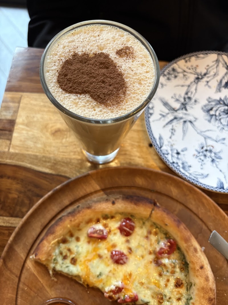 Grotto - Pizzeria|Coffee Shop - Grotto - Pizzeria|Coffee Shop SF - 090, First floor, Galleria Market, Sector 28, DLF Phase IV, Gurugram, Haryana 122009, India