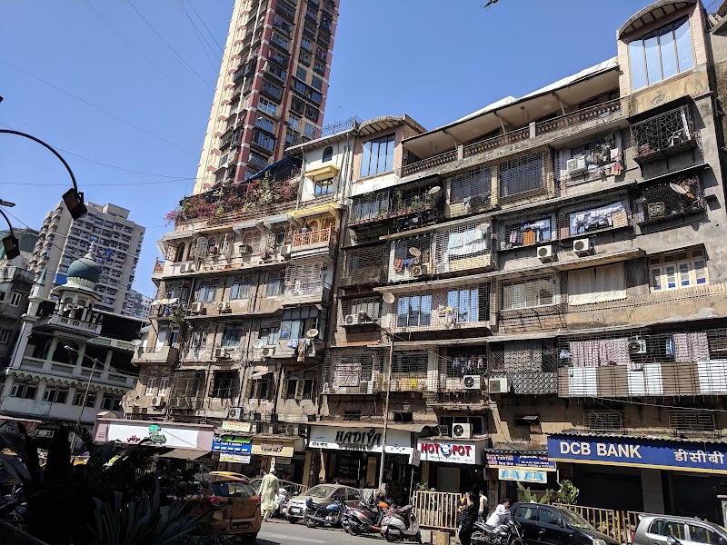 Mogul Palace Hotel - Mogul Palace Hotel, 20, Dontad Cross Ln, off Yusuf Meher Ali Road, Pydhonie, Mandvi, Mumbai, Maharashtra 400009, India