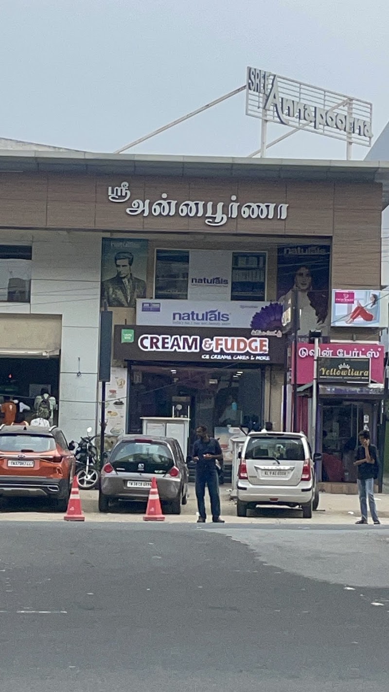 Pastry Corner -Annapoorna - Pastry Corner -Annapoorna 22RR+9PF, Madhusudhan Layout, Peelamedu, Madhusudhan Layout, Civil Aerodrome Post, Tamil Nadu 641014, India