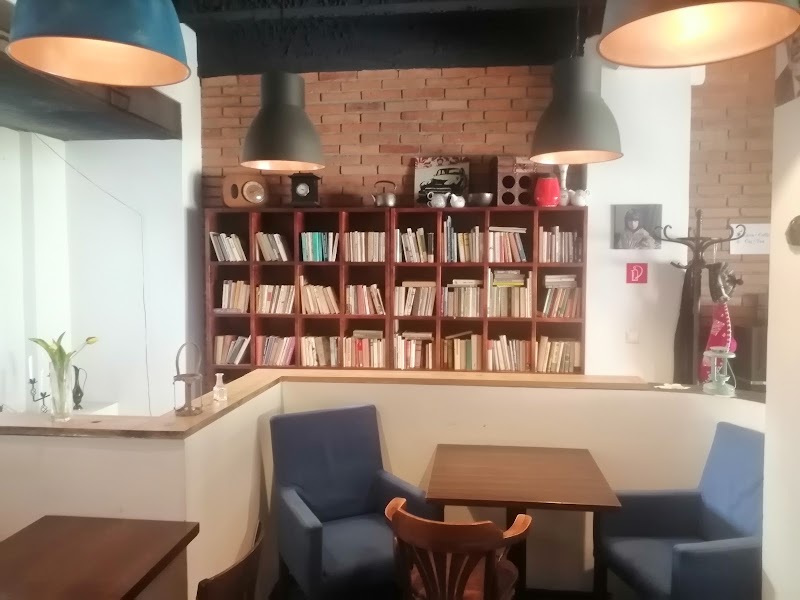 Le Petit Cafe & Restaurant - Le Petit Cafe & Restaurant, Suché mýto 510/19, 811 03 Bratislava-Staré Mesto, Slovakia