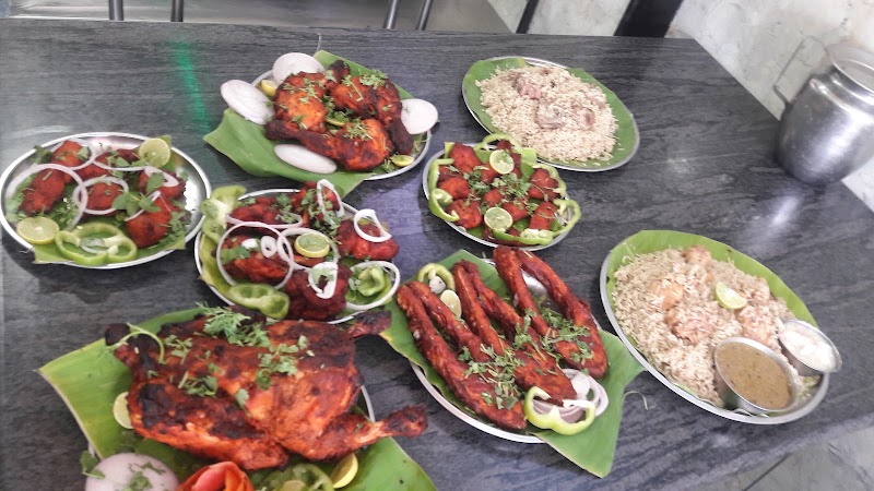Hanumanthu New Hotel Devi Annex Non Vegetarian - Hanumanthu New Hotel Devi Annex Non Vegetarian 2961/7A, CH 16/A, 1st Main, 5th Cross, Near TTL College, Saraswathipuram, Mysuru, Karnataka 570009, India