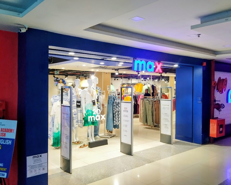 Max - Max No 33/1378/11, Ground Floor, D Mall, Chemmanthoor, Punalur, Kerala 691305, India