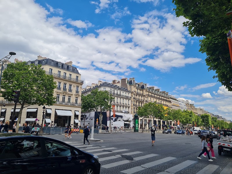 Champs-Élysées - Champs-Élysées Av. des Champs-Élysées, 75008 Paris, France